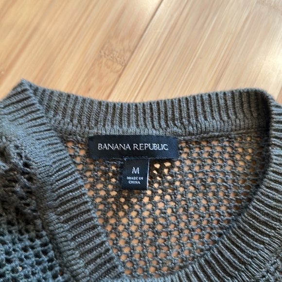 Banana Republic lightweight sweater size medium women’s - Picture 7 of 7
